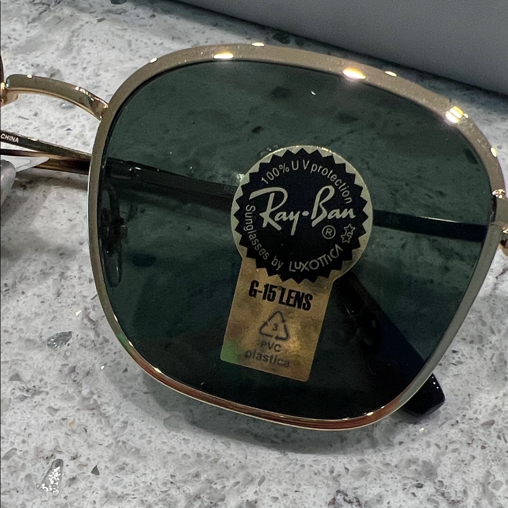 • NWT Ray-Ban Hexagonal Gold Frame with Green Lenses • - Picture 4 of 11